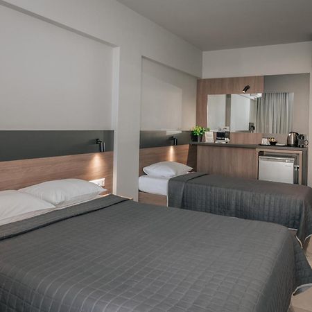Paralía Elizabeth Queen Luxury Rooms מראה חיצוני תמונה