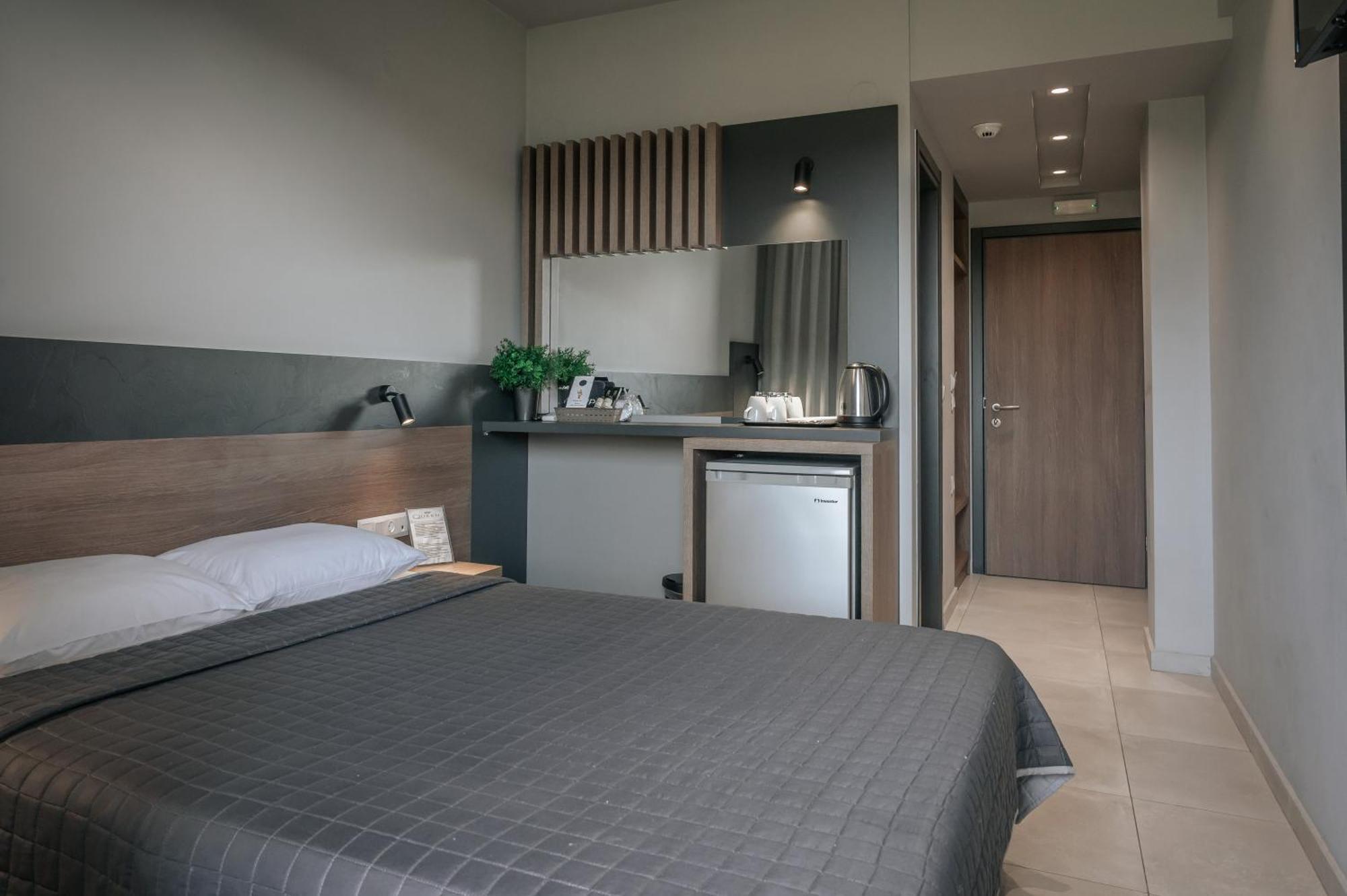 Paralía Elizabeth Queen Luxury Rooms מראה חיצוני תמונה