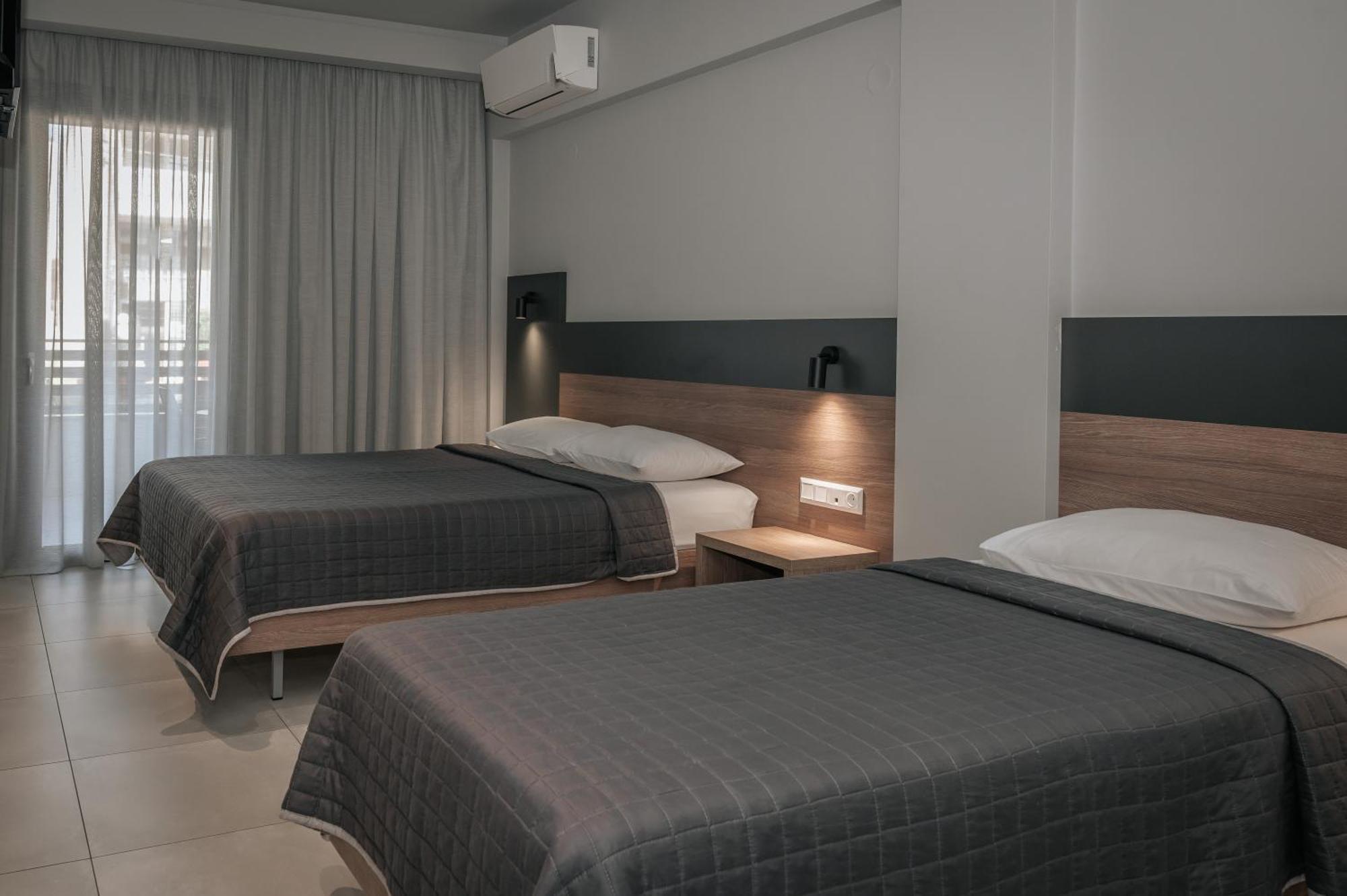 Paralía Elizabeth Queen Luxury Rooms מראה חיצוני תמונה