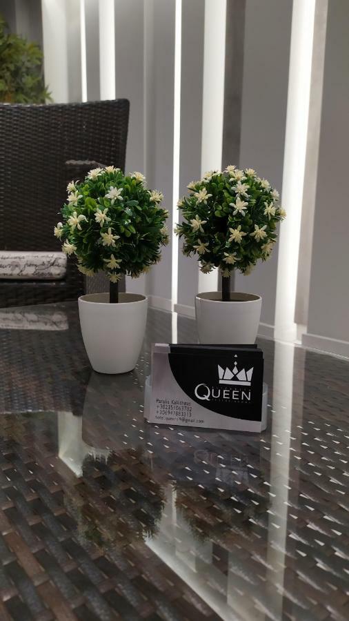 Paralía Elizabeth Queen Luxury Rooms מראה חיצוני תמונה